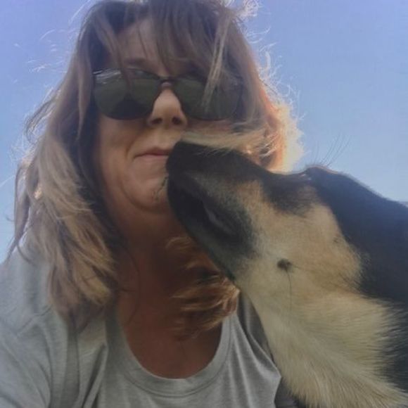 Meet your Posher, Patricia - Picture 1 of 1